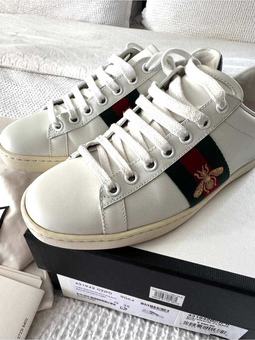 Authentic Gucci White Sneakers with Box Dust Bags and Cards - Picture 6 of 8